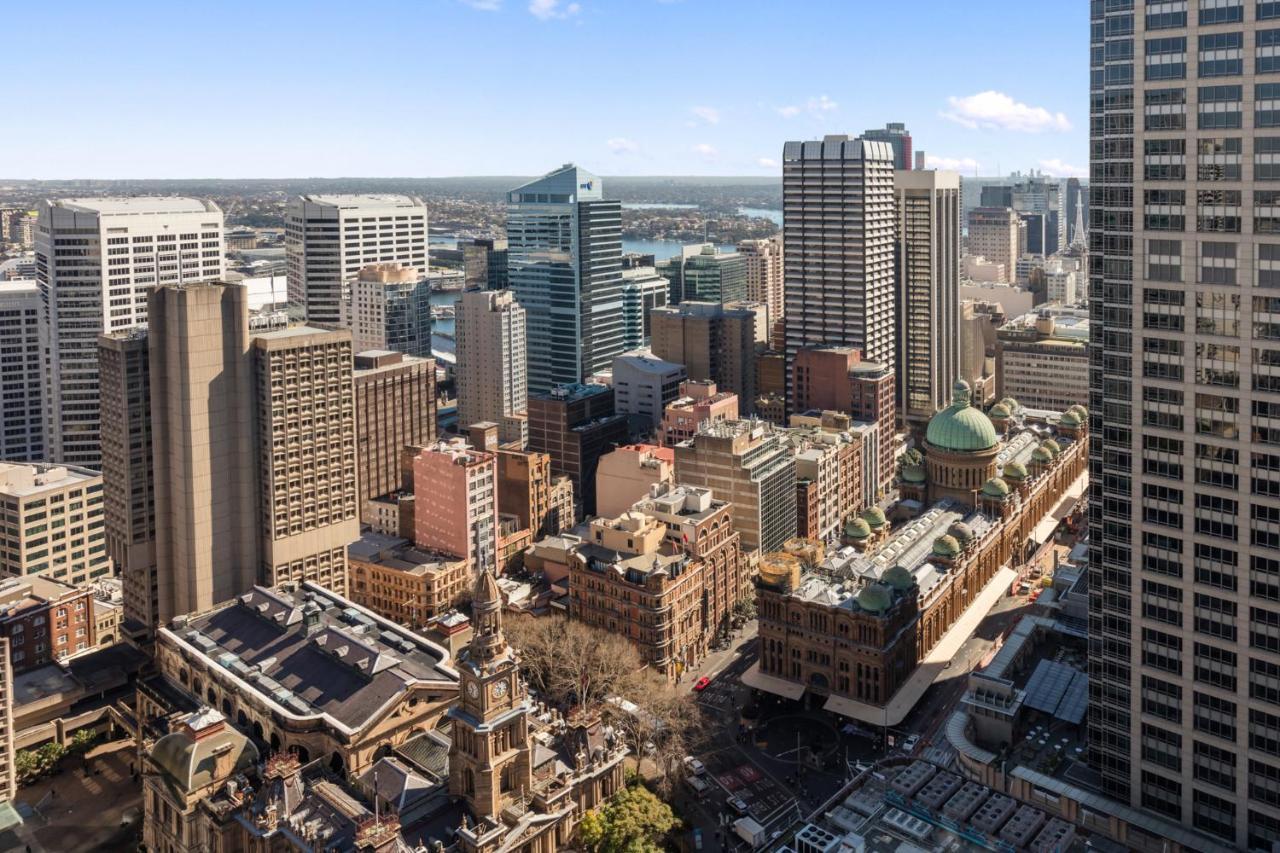 Meriton Suites Pitt Street, Sydney Exterior photo Aerial view of the CBD