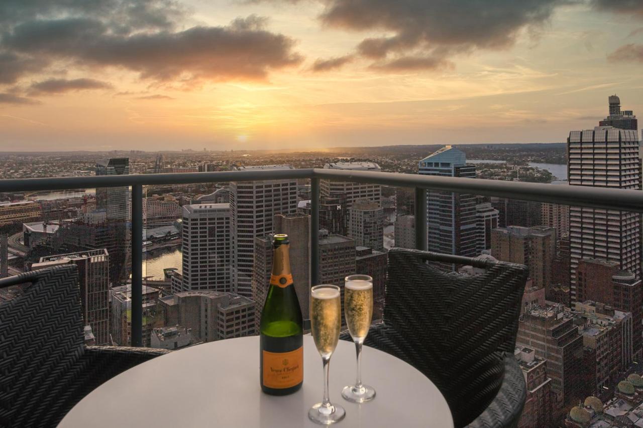 Meriton Suites Pitt Street, Sydney Exterior photo View from the 360° Sky Lounge